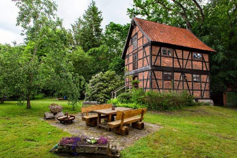 Ferienhof Scheele Exklusives Ferienhaus für 7 Personen im Alten Kornspeicher in der Lüneburger Heide